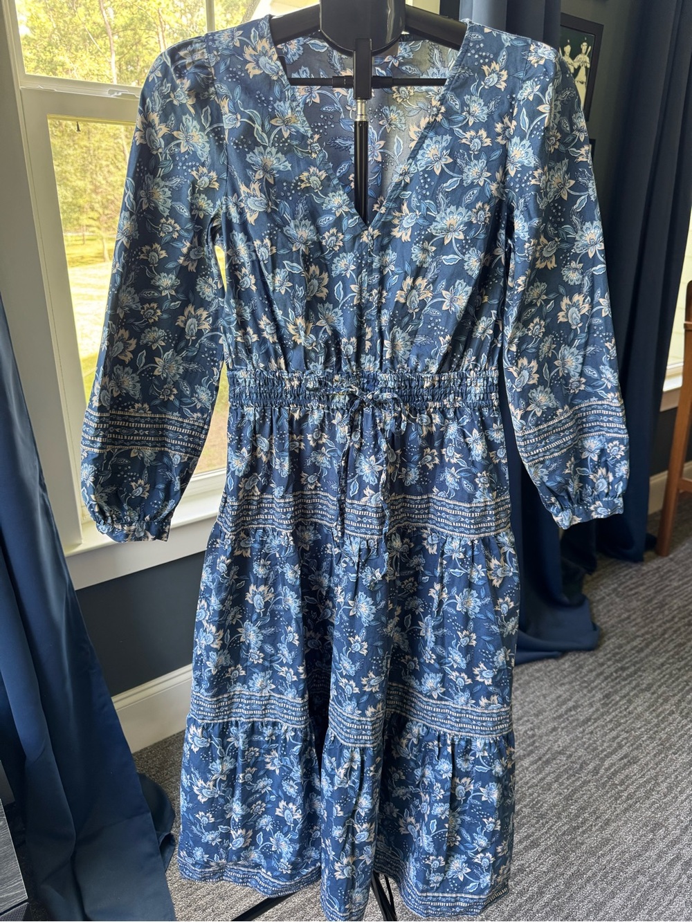 LOFT Border Floral Smocked Tiered Long Sleeve Midi Dress Blue Cream Size Small